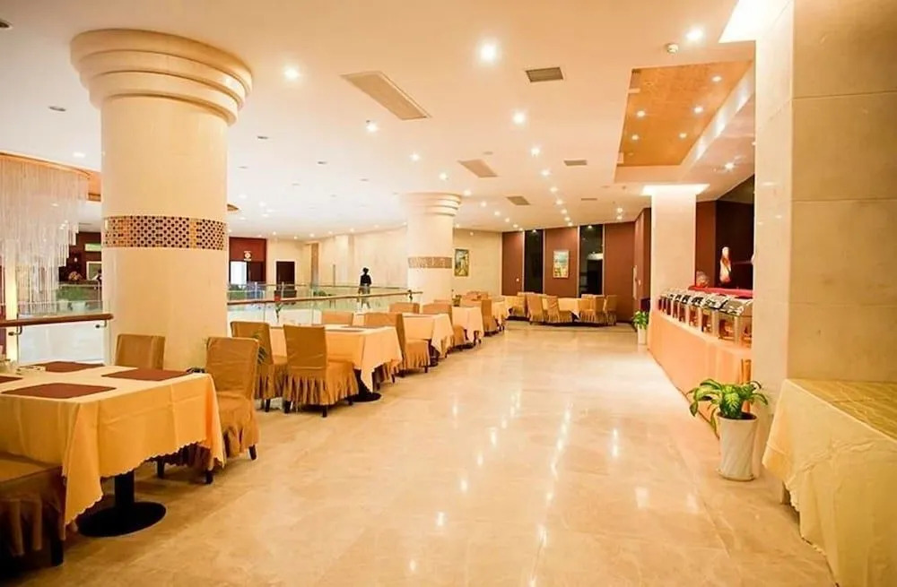 Wuhan Newport International Hotel