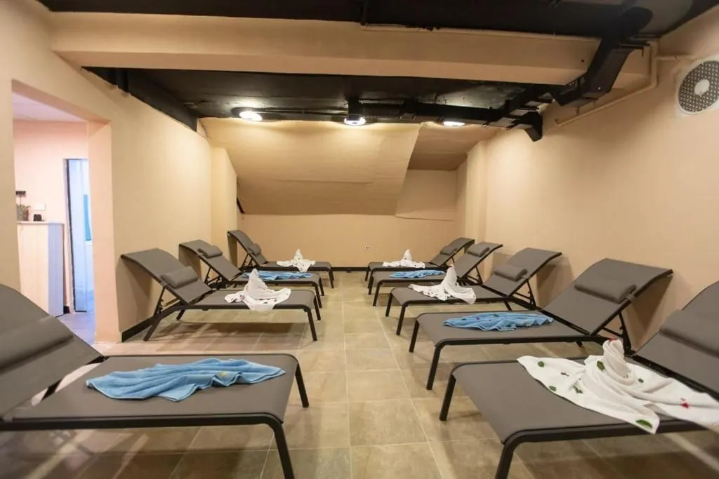 Vibes Hotel and Spa