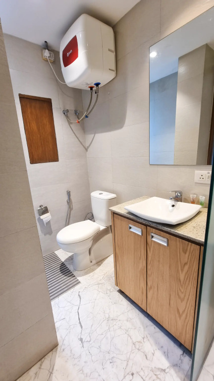 CRS Inn - A Premium Homestay ( near Cyber Hub)