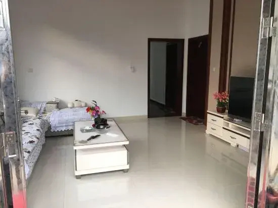 Zhanli Shanju Hostel