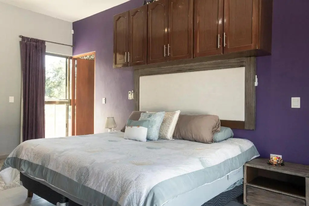 Casa El Faro is a Spacious 4 Bedroom House with a pool