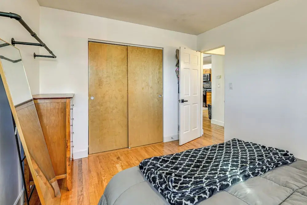 7 Mi to Dtwn Denver: Pet-friendly Home w/ Yard