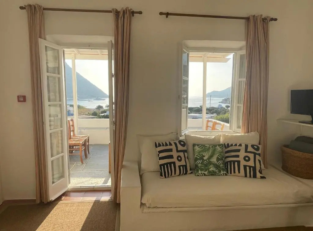 Alkyonis Sunset Suite