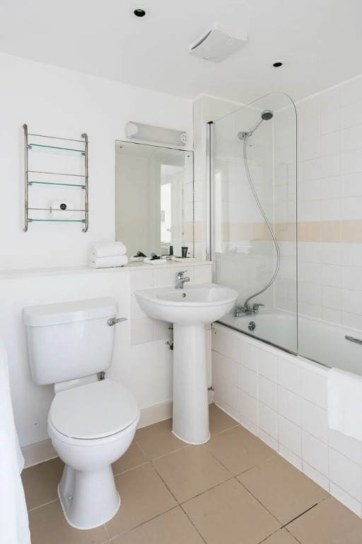 Great, Modern 1BR Flat in Battersea