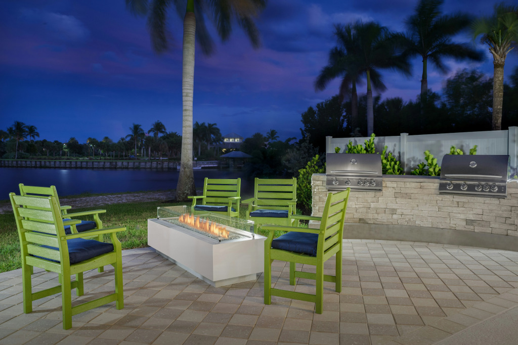 Hampton Inn & Suites Naples South