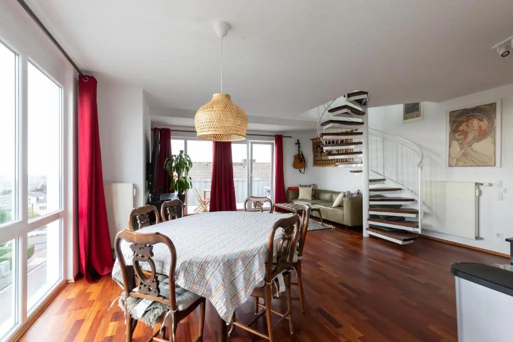 The Beverly Hills of Frankfurt in Hofheim Penthouse or Garden