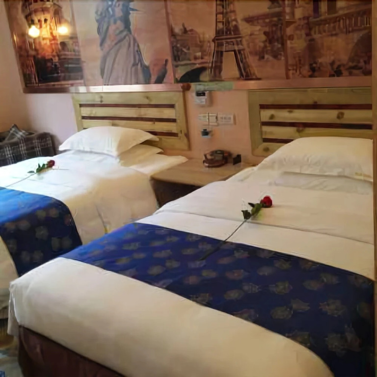 Zhaxi Zhuomu Hotel