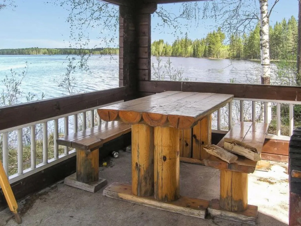 Yläneuvola niemi