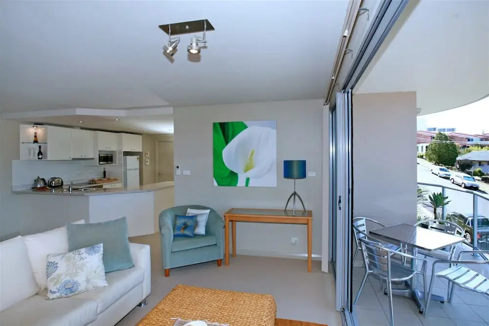 Bayview Apartments, Unit 7/42 Stockton Street
