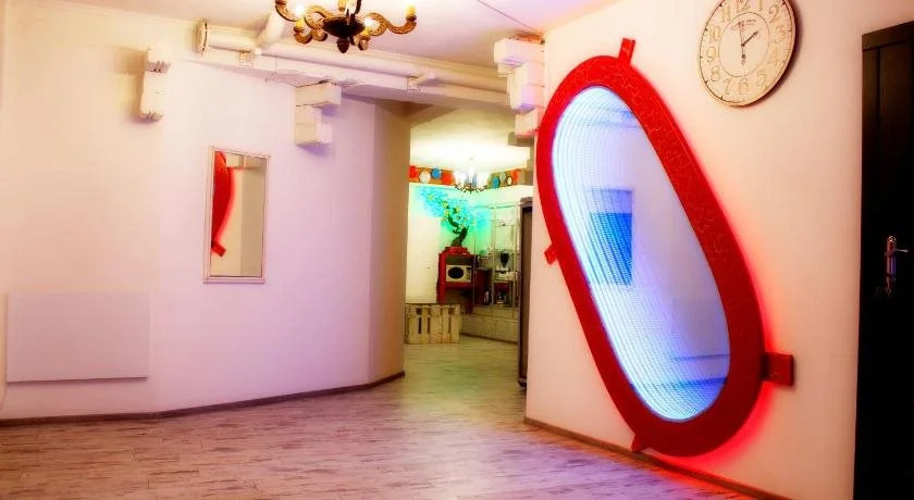 MAMBA HOTEL - готель в укритті