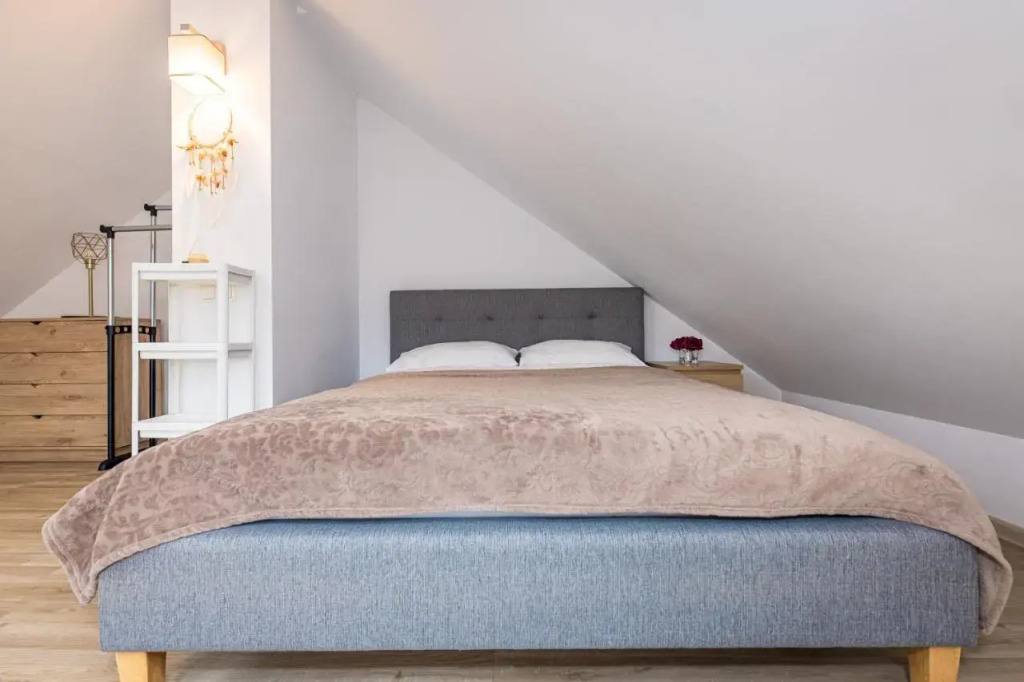 VIEW POINT APT@City Center+PKG, By Cohost