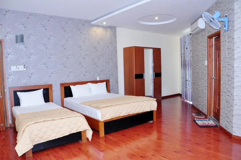 Tin Hoa Hotel 1