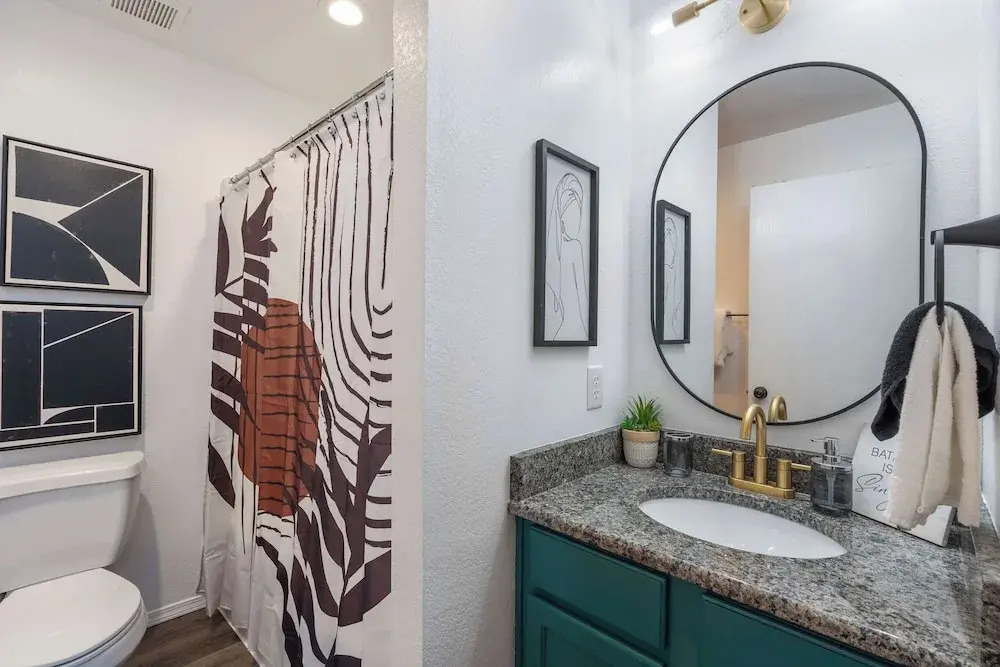 Marilyns Modern Hideaway A One-of-a-kind Find!