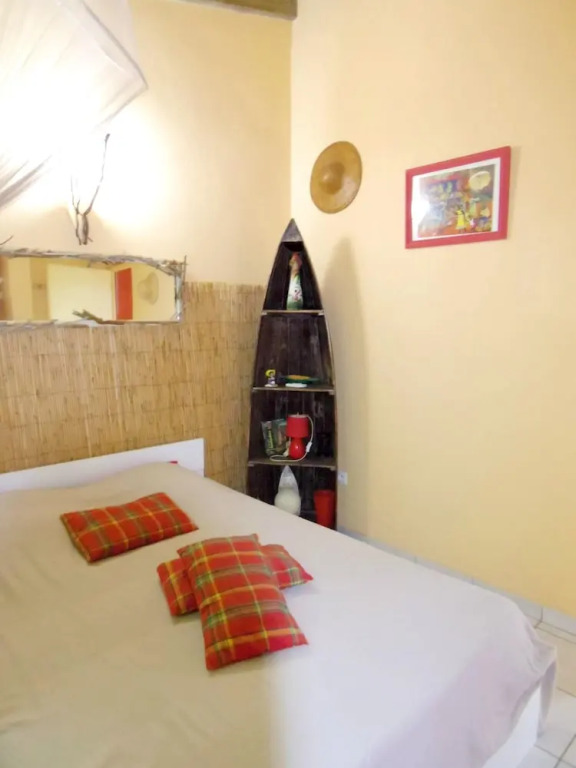 Bungalow With one Bedroom in Guadeloupe, With Pool Access, Enclosed Ga
