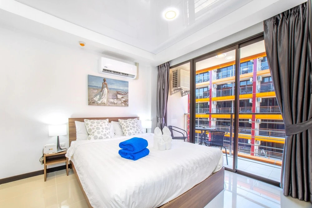 Naiharn Sea Condominium S609