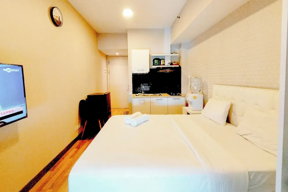 Minimalist Studio Conecting To Mall At Anderson Supermall Mansion Apartment