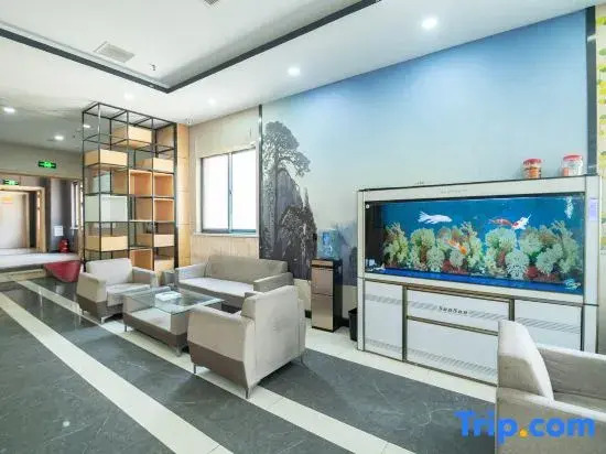 Shankee Chain Hotel (Bozhou Railway Station Wanfu Grand Market)