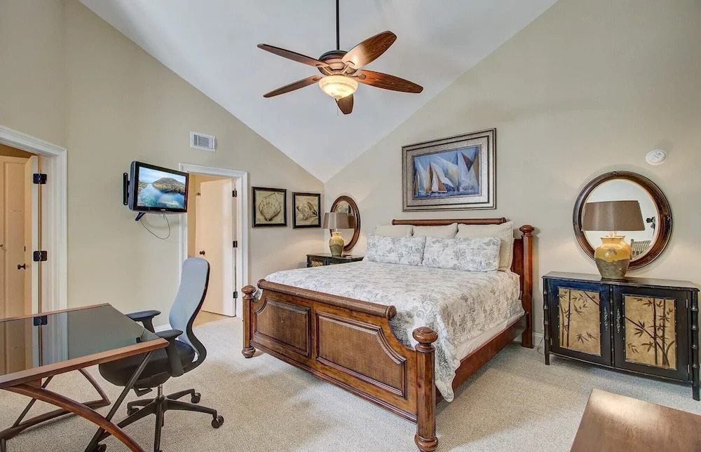 519 Seascape by Avantstay Shared Pool + Views, Incredible Interior Design