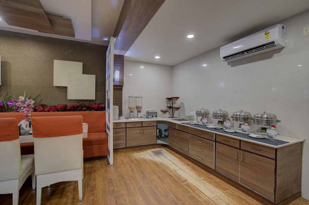 Hotel Mahadev Palace