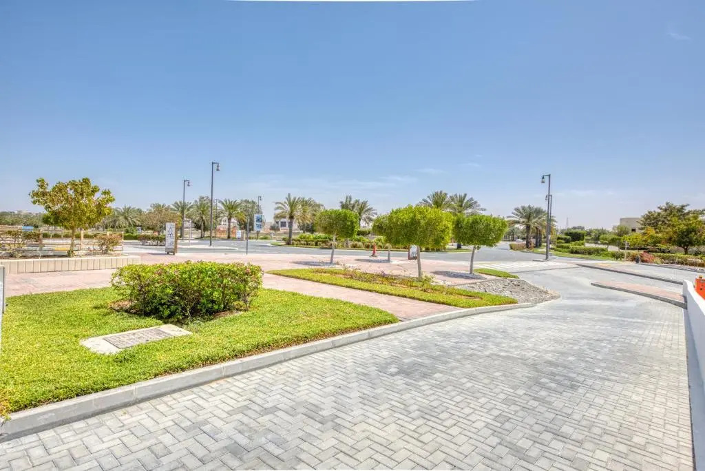 RH- Lagoon Apartments in Ras Al Khaimah, Sunny 3BR near public beach