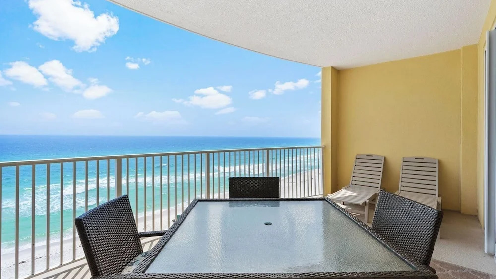 Front Beach Road, Unit 809 - Beach Happy Emerald Isle Resort Unit 809