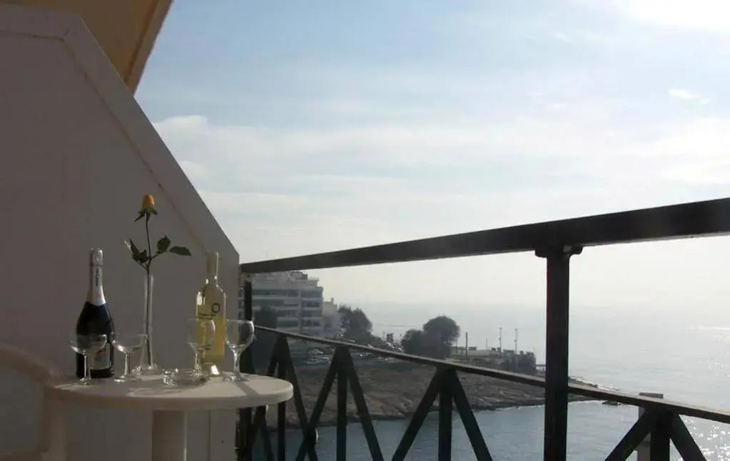 Queens Leriotis Hotel