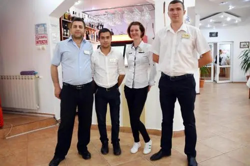 Hotel Sunrise si Satul Pescaresc