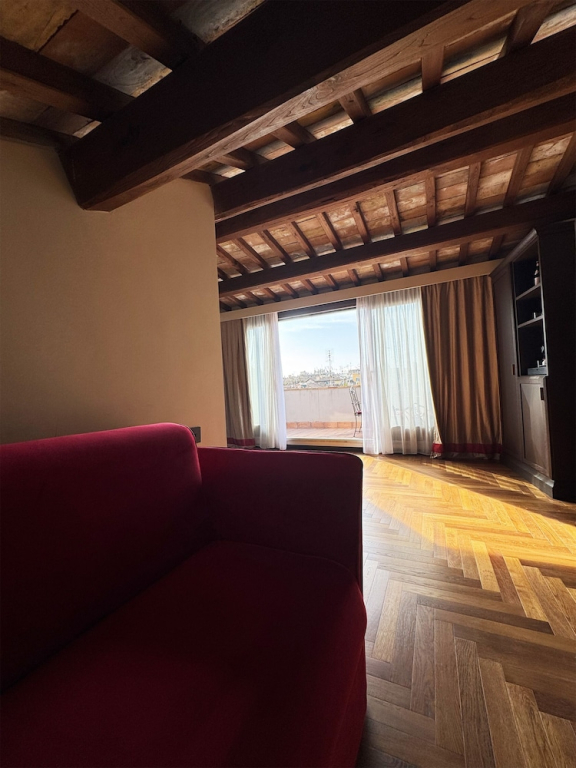 Palazzo Gambirasi Aparthotel Roma