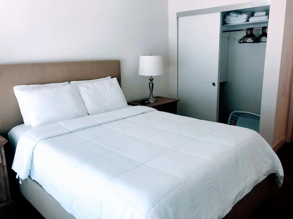 Resort Style Suites in Downtown LA