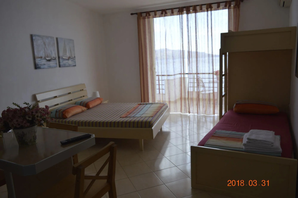 Barracuda Apartments