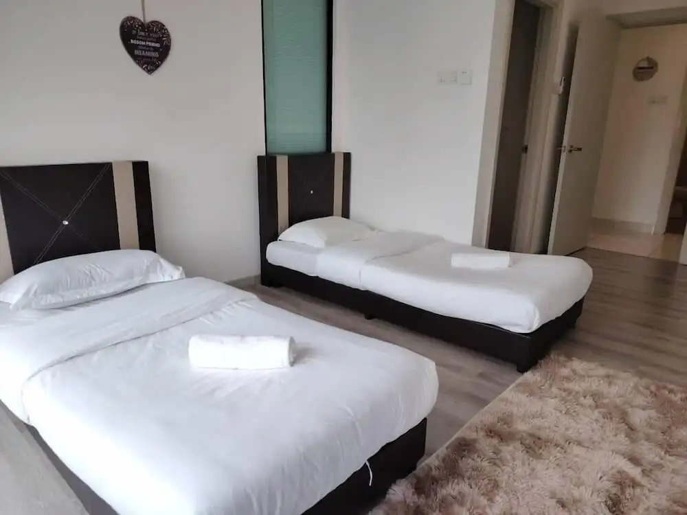 Midvalley Southkey Mosaic 2BR Suite Homestay by Jfive