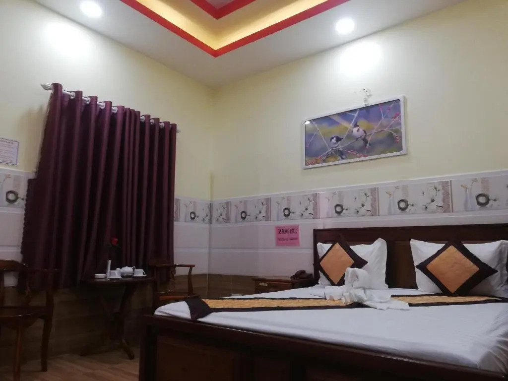 Khách sạn Hồng Thu 2