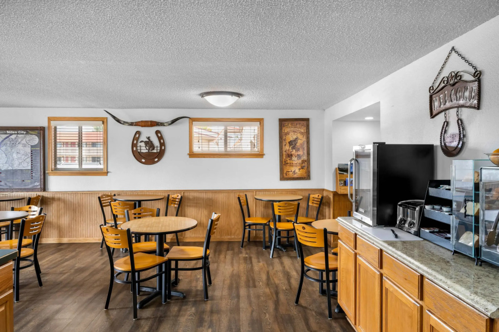 Econo Lodge Miles City I-94
