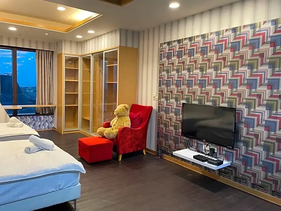 Childhood Service Apartment