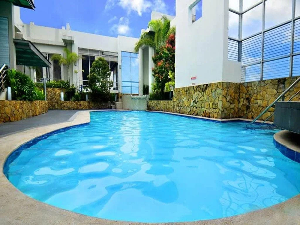 Lancaster Hotel by Central Flats