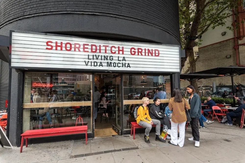 Modern 2bed and Bath W/balcony Flat in Shoreditch