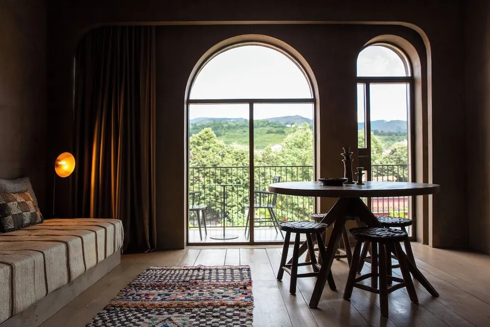 Life Gallery Hotel & Spa