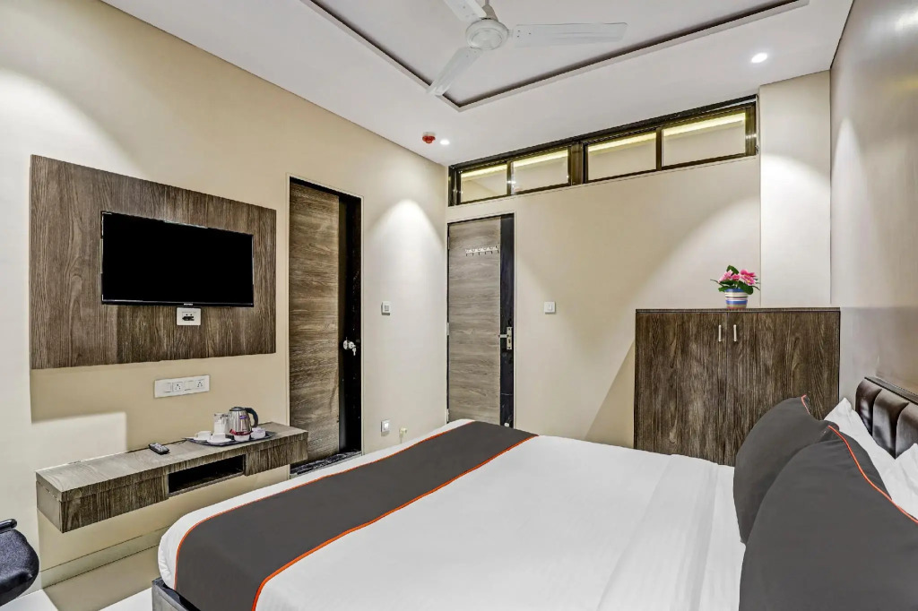 COLLECTION O 87603 Ospite Hotel