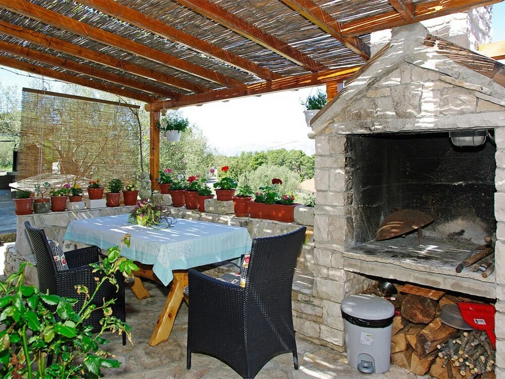 Enticing Holiday Home in Korčula Near Seabeach