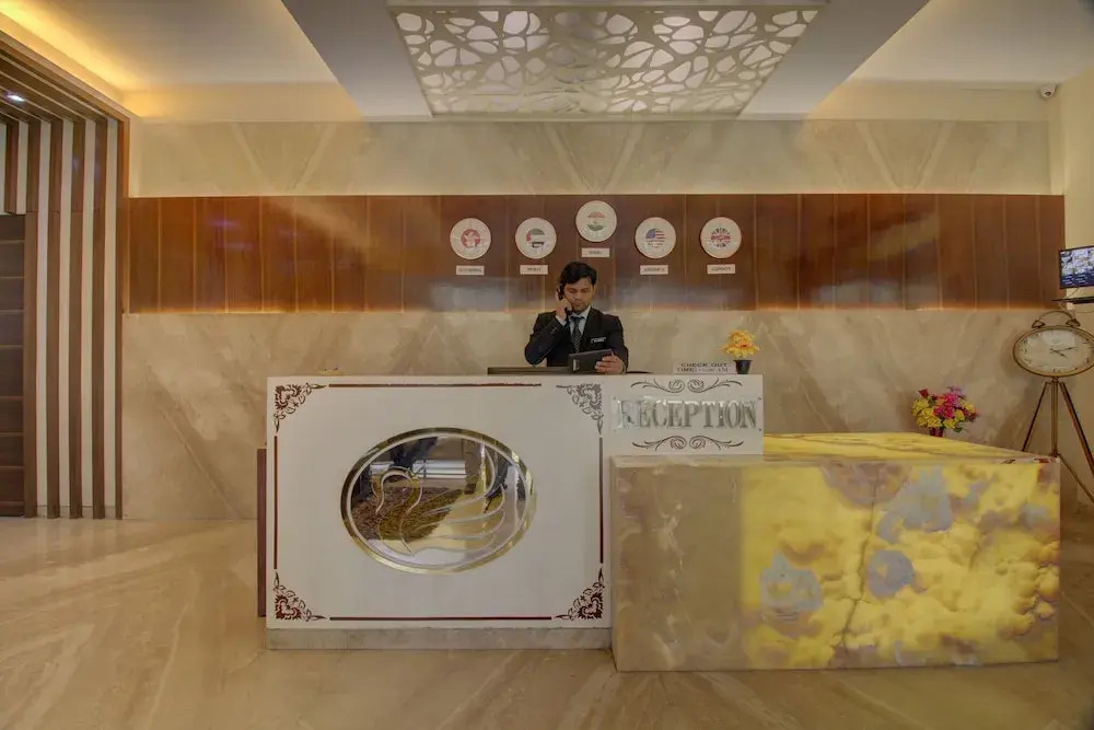 OYO 7158 Hotel Kushala Executive Inn
