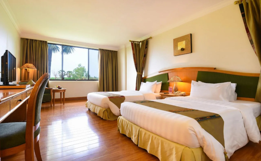 Century Annex Hotel