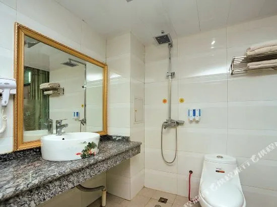 Huatian Hotel
