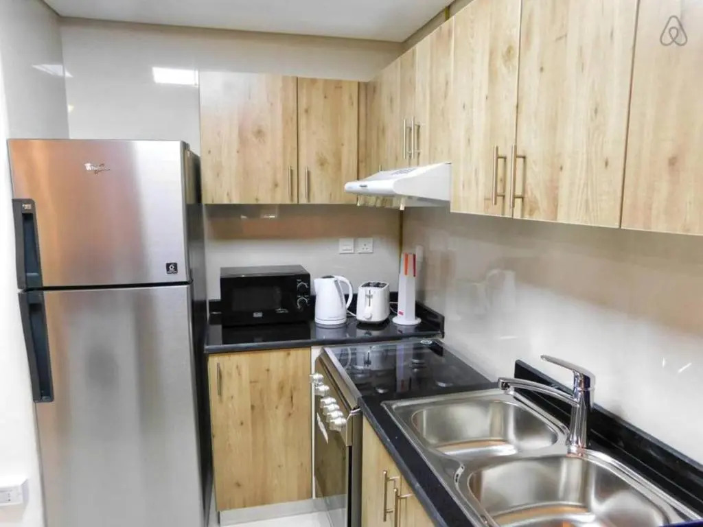Continental Tower, Dubai Marina - Luton Vacation Homes