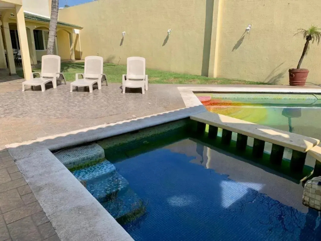 CASA con alberca, súper ubicación. Puerto de Veracruz