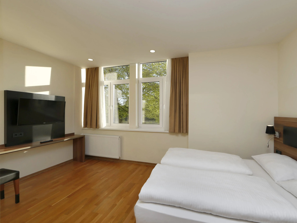 B&B HOTEL Berlin-Adlershof