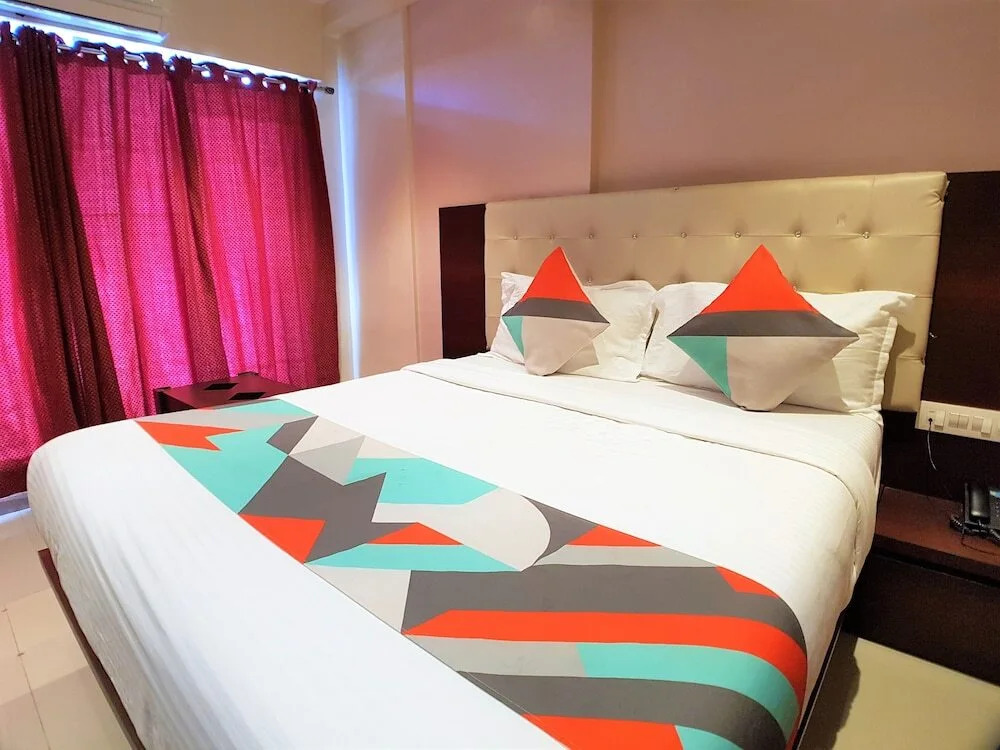 Hexa Malad Suite