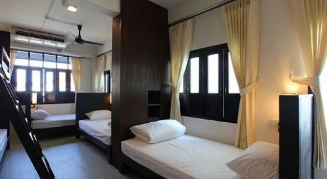 De Vieng Hostel