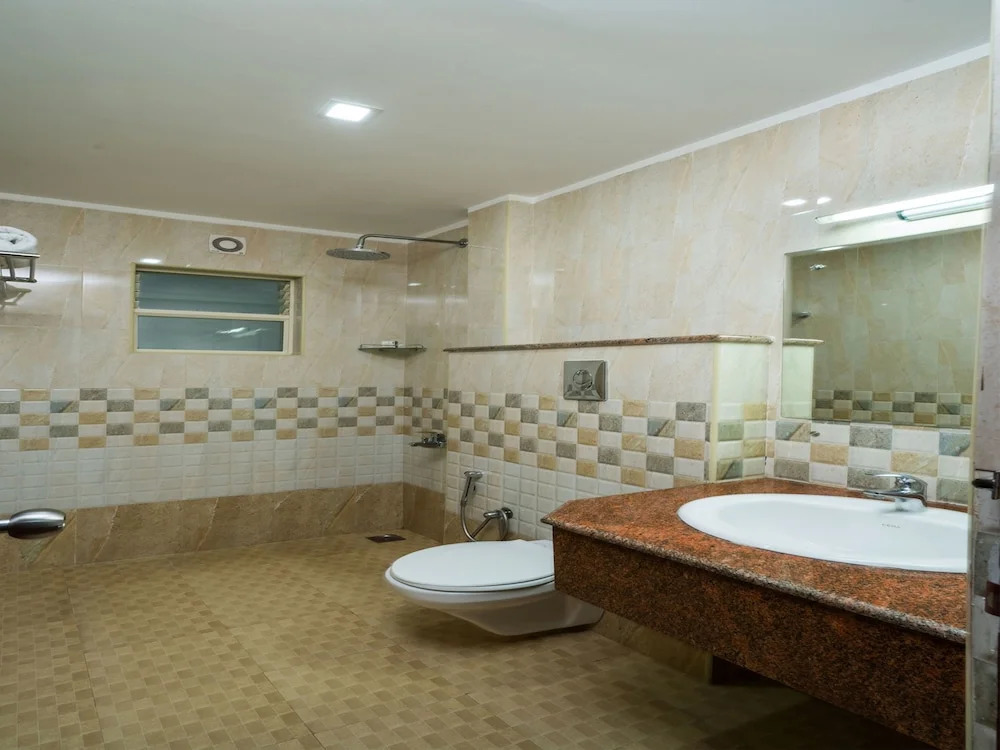 OYO 10428 Hotel Sandal Breeze