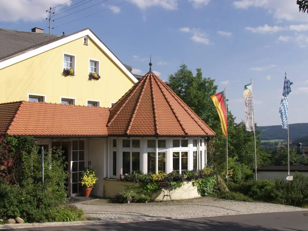 WAGNERS Hotel Schönblick, C&C Hotels und Vertrieb GmbH