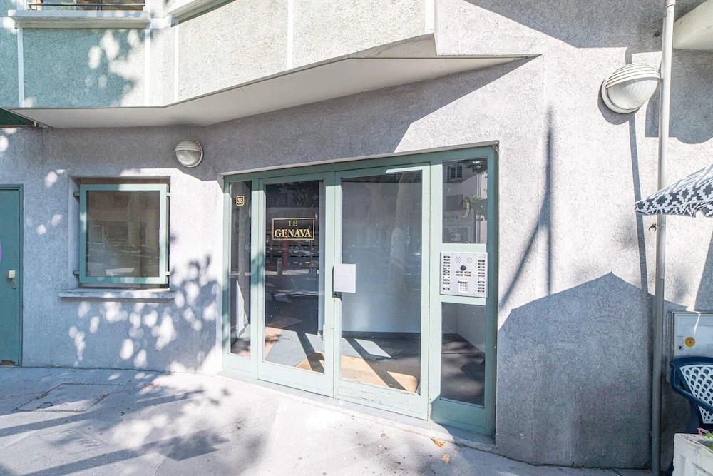 38 Avenue Appartement privé